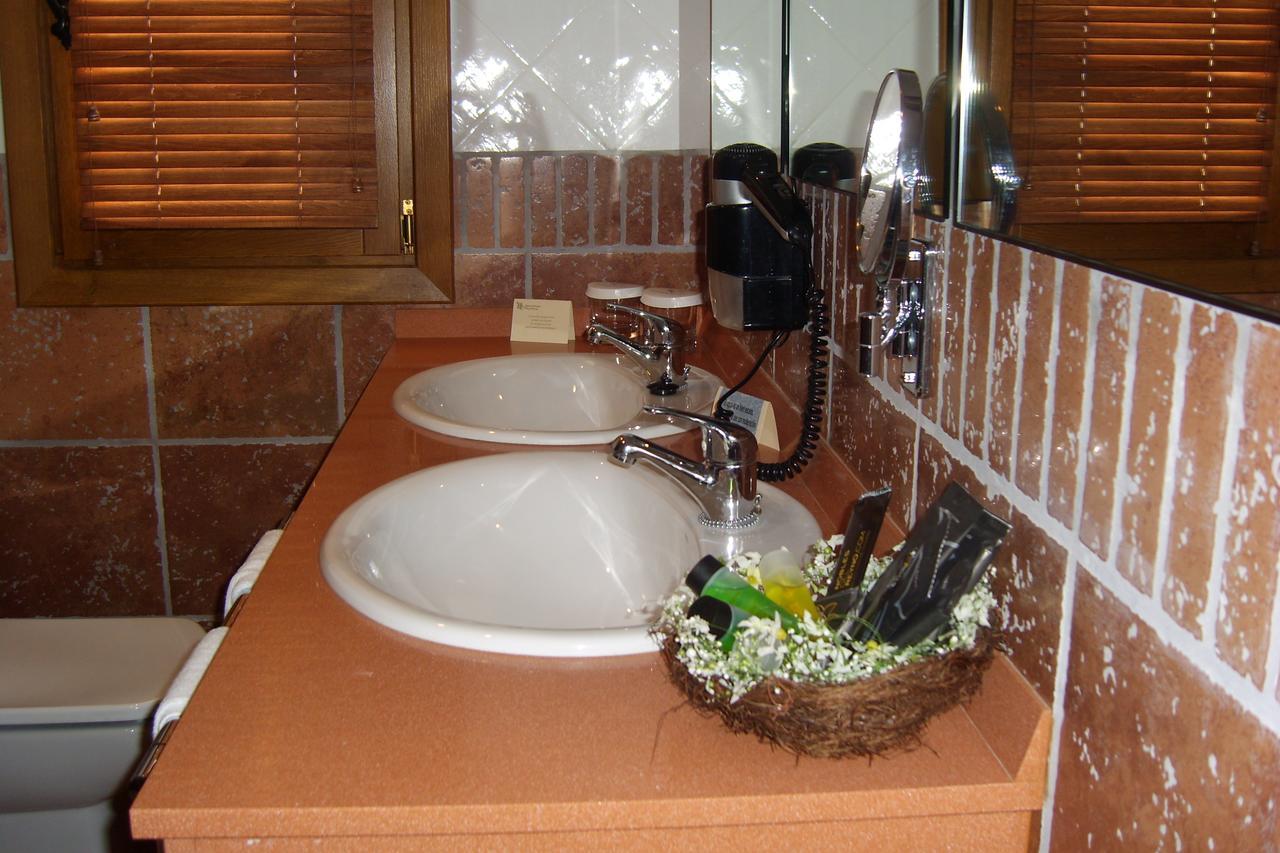 Hotel Palacio Dos Olivos Galdeano Eksteriør billede